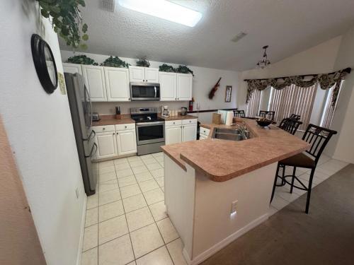 Sunset Villa – Your Gateway to a Magical Florida Vacation!, Киссимми (фото 6)