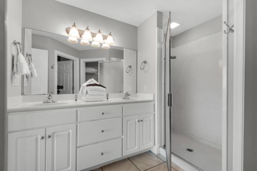 Treasure Island 0506 - image 27