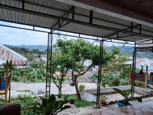 Hotel Tropicana in Tentena