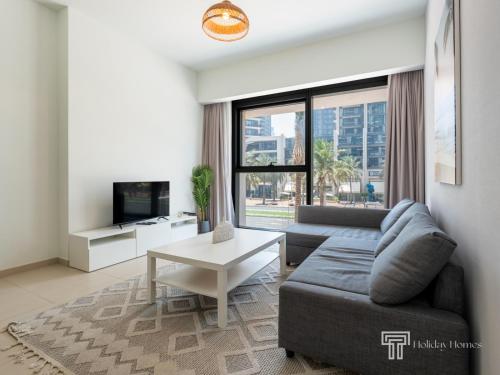 Stylish 1BR in Act One, Downtown Near Burj Khalifa, Dubaj