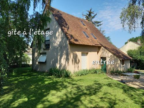 Au Numéro 20 gîte à louer Lignez