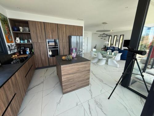 Beautiful villa with sea view in La Baumette