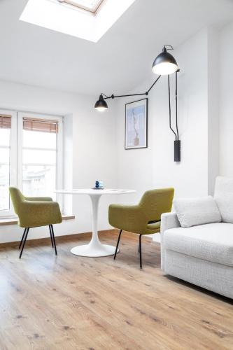 Househost Apartment Plac Wolnica 9, Krakov