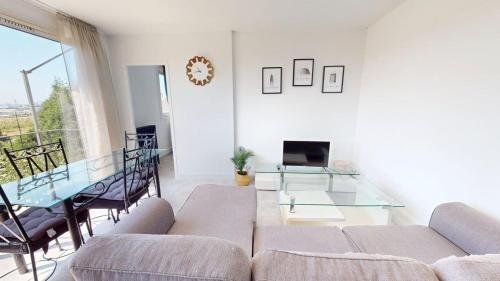 Verdun 4 bedrooms Panoramic view Parking in อาร์เฟลอ