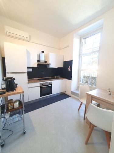 Charlie's Apartment -Centro Storico in ซาสซารี