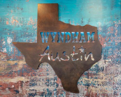 Wyndham Austin Resort 3BR Presidential Apartment with Resort Access - image 3