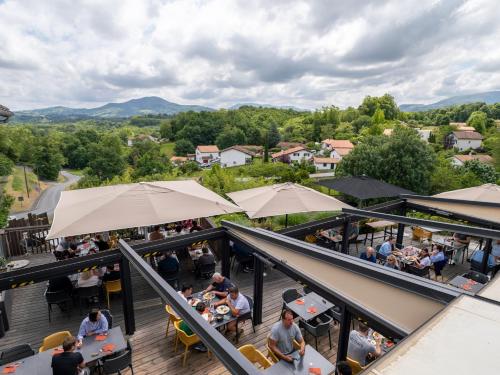 Hôtel Restaurant Aldaburua 5