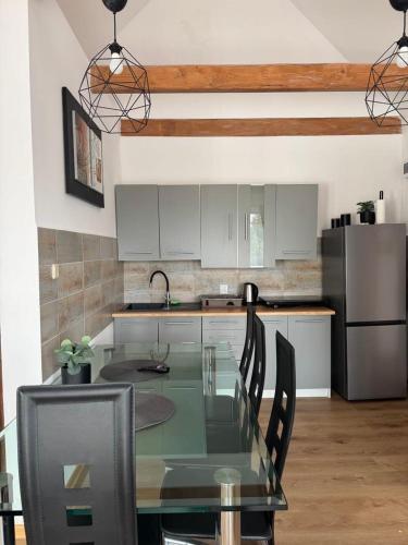 Apartamenty z własnym stawem nad jeziorem