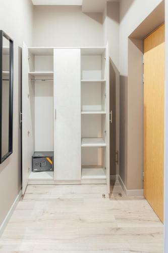 Standard Double Room image 10