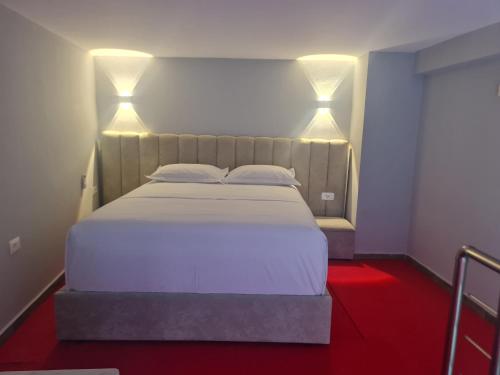 One-Bedroom Apartment image 10