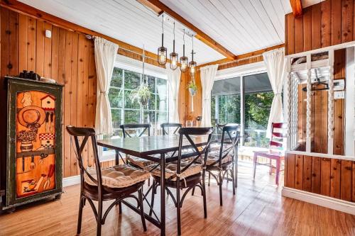 Spa - Chalet au Ptit Bonheur in Seintadolfa Dovarda (QC)