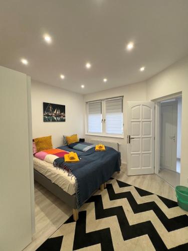 Newly MIAMI designed apartment, Budapest (photo 9)