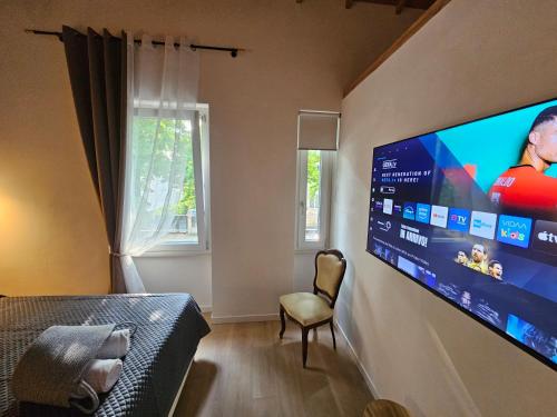 Lovely Suite, Villa Joy Verona , Luxury Romantic Suite with Jacuzzi, City Center, Verona (foto 7)