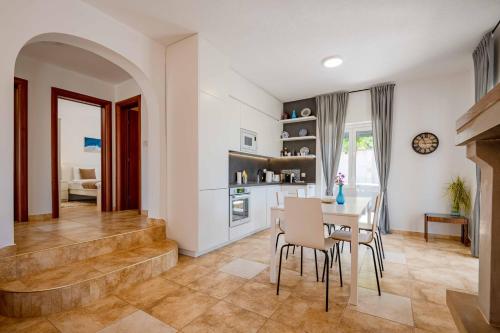 Létesítmények, Vacation home in Budva near the beach in Krimovica