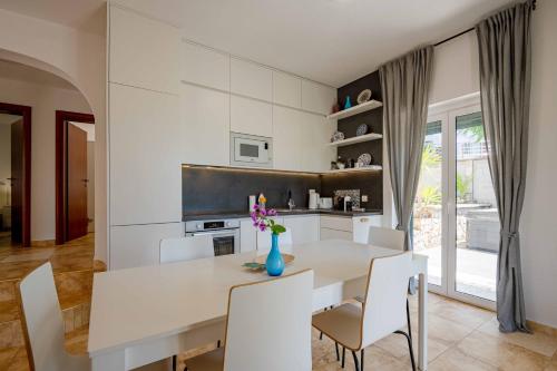 Létesítmények, Vacation home in Budva near the beach in Krimovica