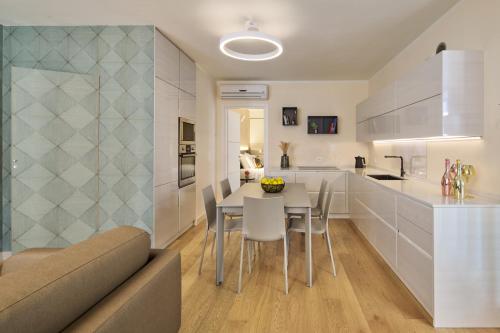 WANDERLUST HOTEL & APARTMENTS - SUITE & SPA - Bardolino, Lago di Garda - Verona in Bardolino