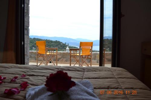 Villa Molivos Castle - image 3