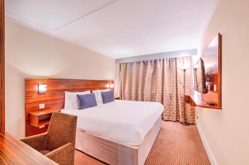 room detail thumbnail 0