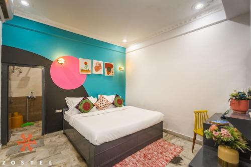 Standard Double Room image 4