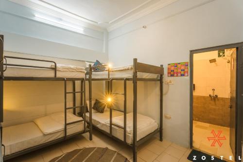 Bed in 4-Bed Female Dormitory Room image 3
