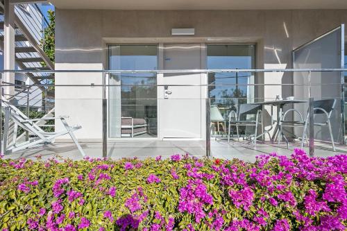 Apartamentos Castellmar - Apartment - Castelldefels