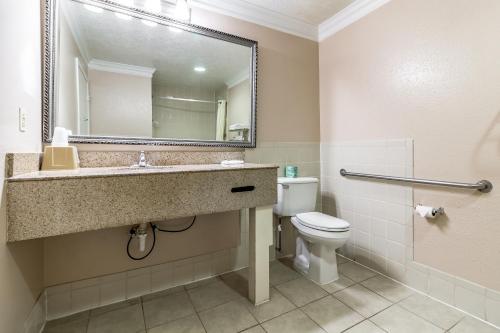 Motel 6-Alvin TX - image 12
