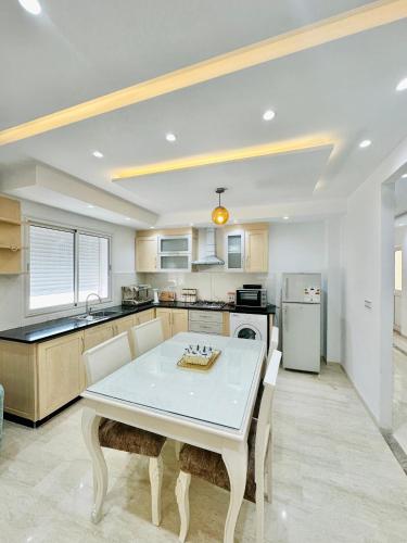 Maison de plage in Ezzahra (Bin `Arus)