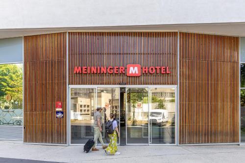 Entrance, MEININGER Hotel Paris Porte de Vincennes in 12th - Bercy - Gare de Lyon