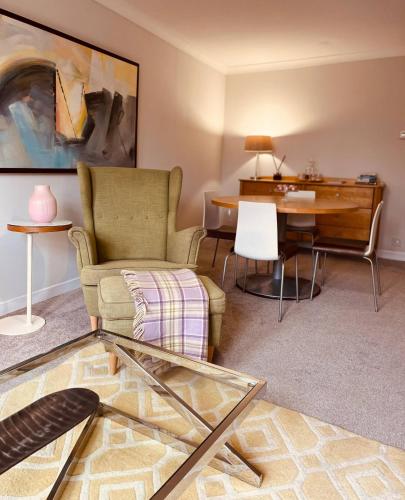 Stylish Edinburgh Apartment Beside Edinburgh Castle, Edinburgh (Foto 6)