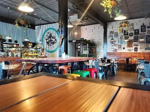 Restaurant, Marine Apartments in Honiara