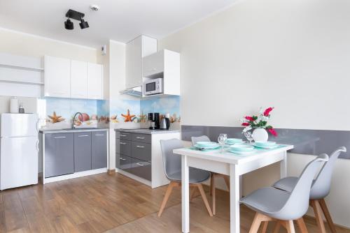 One-Bedroom Apartment with Balcony image 8