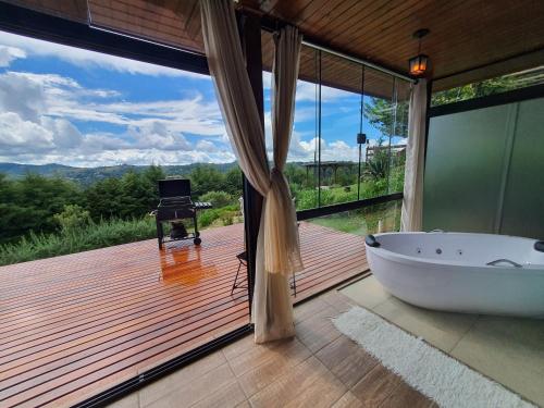 Chale Acima das Nuvens 1 com Hidro in Parque Rancho Alegre