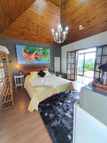 Chale Acima das Nuvens 1 com Hidro in Parque Rancho Alegre