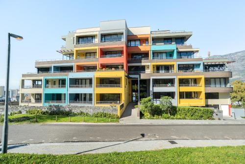 FortyOnL Luxury Apartments - main image