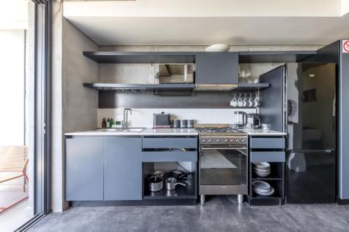 FortyOnL Luxury Apartments - image 2