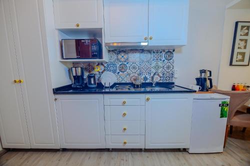 Superior Suite image 10