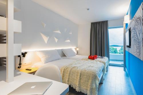 Pharos Hvar Hotel in Хвар