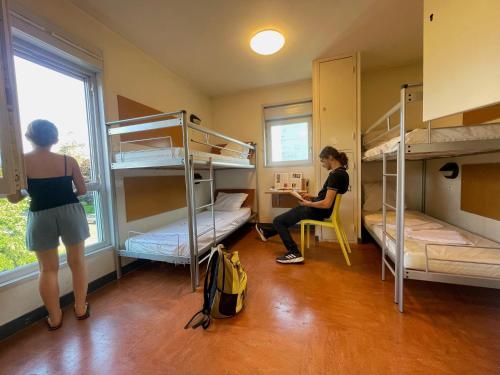 Auberge de Jeunesse HI Grenoble in อชิโรเรส