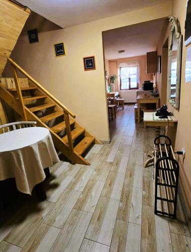 keuken, Róka - tanya (Roka - tanya) in Šupljak