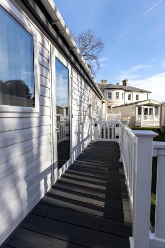 Captains Lodge, Christchurch (photo 7)