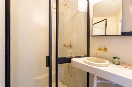 Apartment image 4
