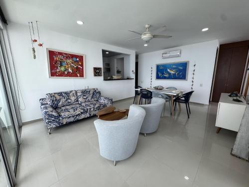 Facilities, Apartamento en Cartagena con balcon con vista al mar y piscina in Castillogrande