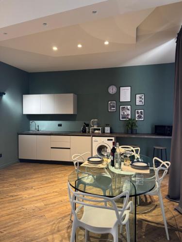 Da Vittoria-Lovely apt with a view, near the Arena, Verona (Foto 3)