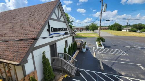 Buitenkant, Drakes Creek Inn - formerly The Relax Inn in Hendersonville (TN)