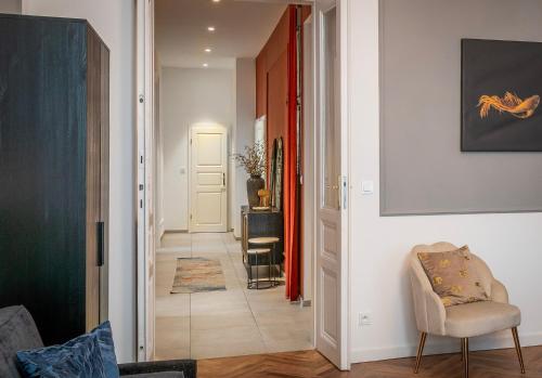Three-Bedroom Suite image 6