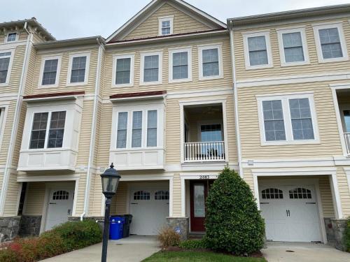 Zunanjost, Laguna drive 21083 in West Rehoboth