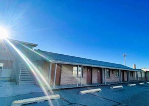 外部景觀, Love Hotels Desert Inn & RV by OYO at Boysen Wind River WY in 里弗頓