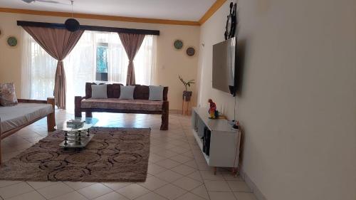 Shanzu sea breeze 2 bedroom in Mombasa