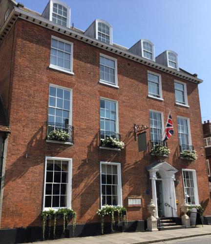 Chichester Harbour Hotel & Spa