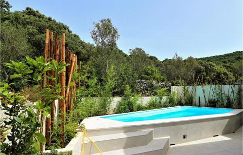 Awesome Home In Miholascica